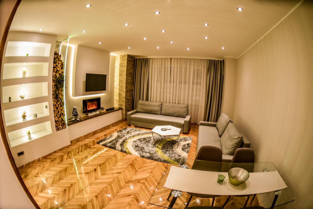 Chimney Modern Apartment Újvidék Kültér fotó