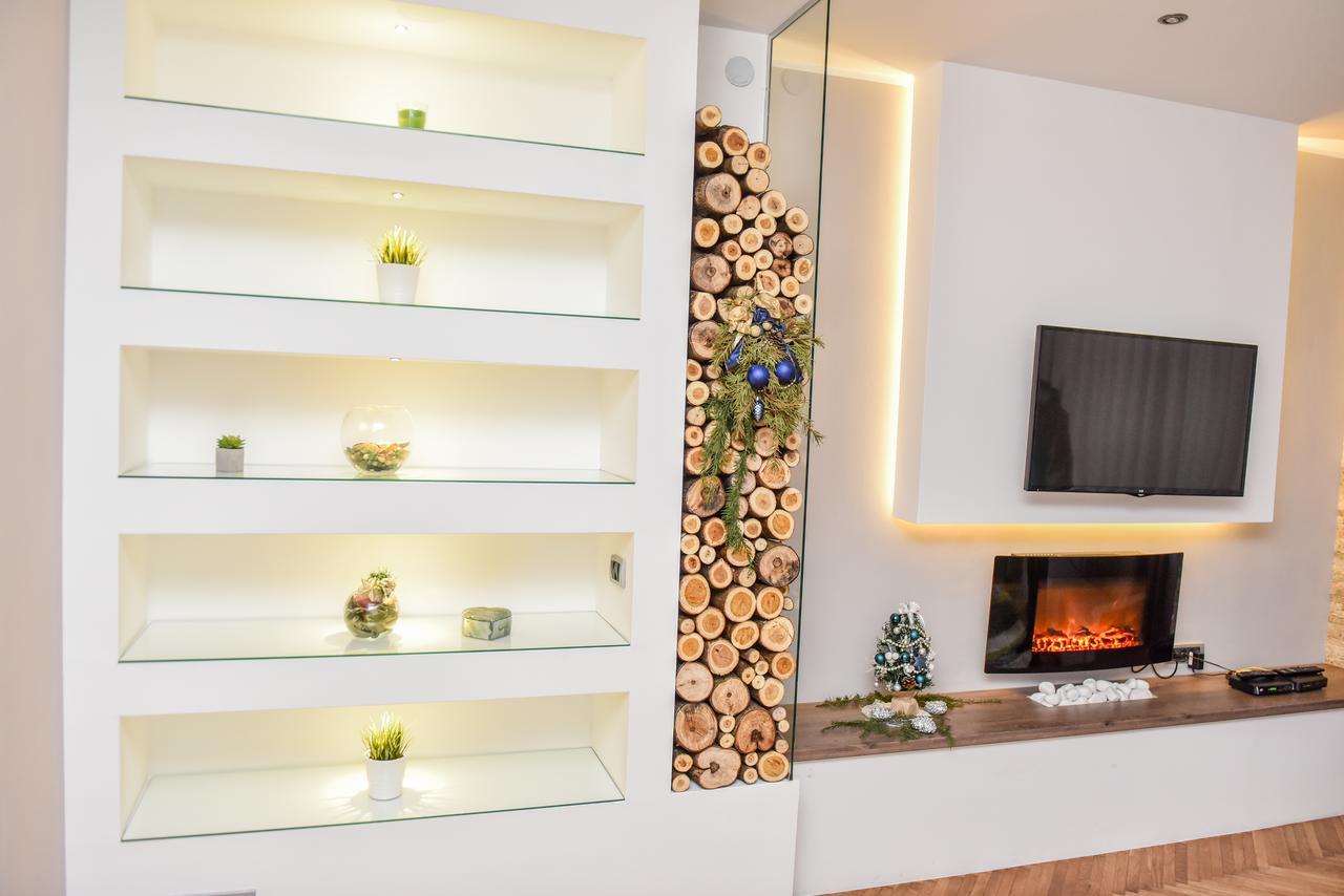 Chimney Modern Apartment Újvidék Kültér fotó