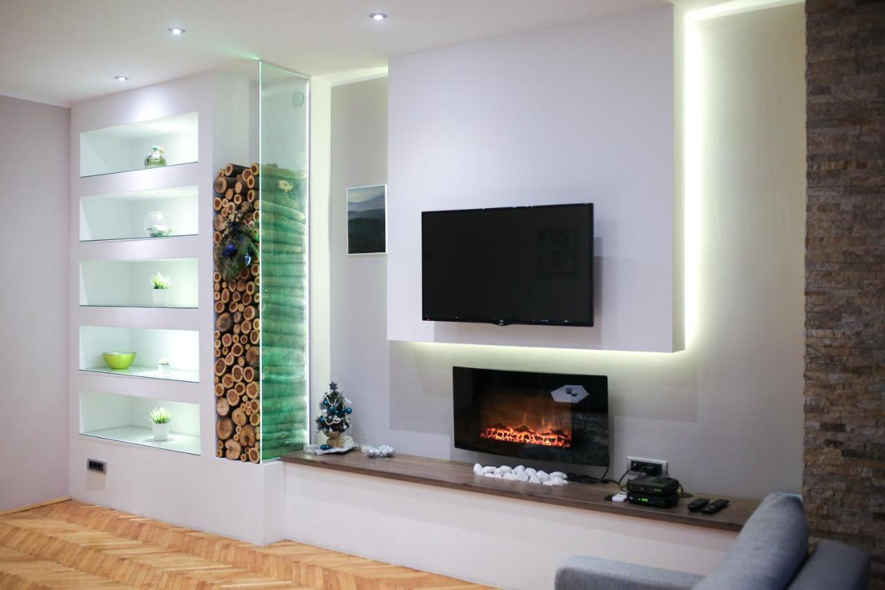 Chimney Modern Apartment Újvidék Kültér fotó